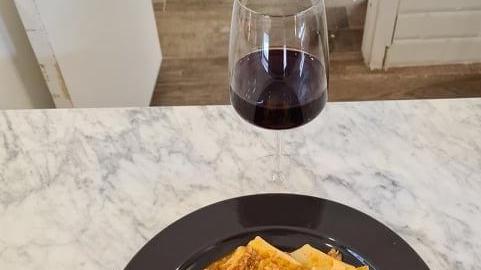 La nuova gastronomia “Mei che a Cà” punta sulla carrarinità