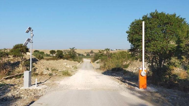 Torrente Fiascone installate le sbarre per i casi di piena