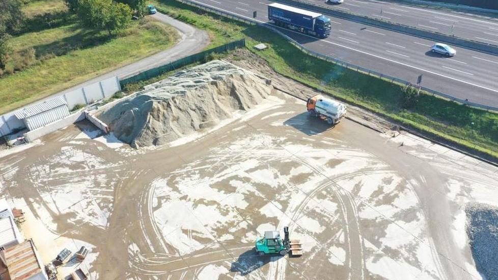 Ora via Verdi guarda al futuro Sparite le montagne di vetro