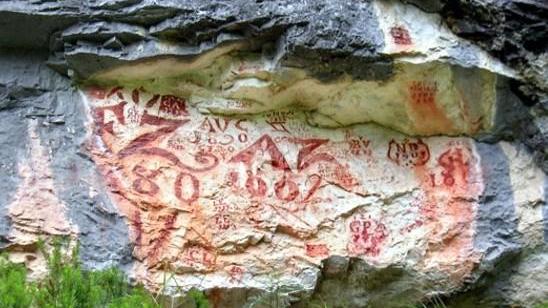 Tre secoli di graffiti rupestri