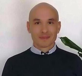 Alle urne sfida tra quarantenni nel paese delle mandorle