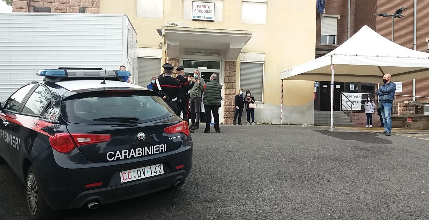 Rivolta a Ghilarza contro il trasloco dei letti covid a Oristano