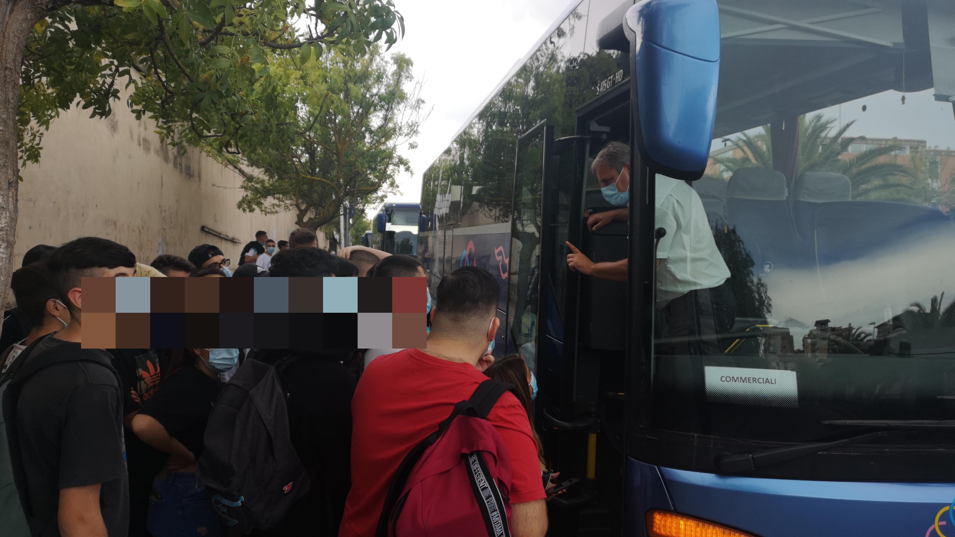 Ritardi nei trasporti, gli studenti vanno difesi