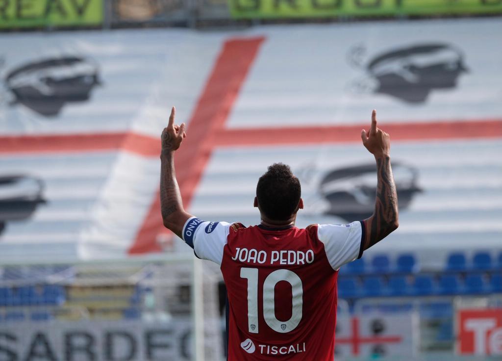 Joao Pedro ha siglato il 4-2 contro il Crotone (foto Mario Rosas)