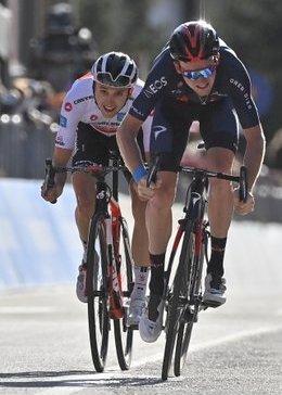 Hanno lo stesso tempo Tao e Hindley a Milano si giocano la maglia rosa 