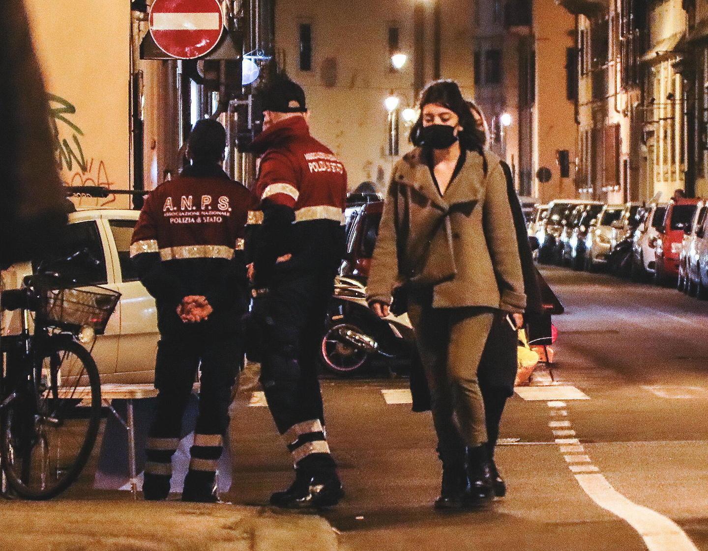 Il Comune si affida ai volti del web «Ragazzi, tutti con la mascherina» 