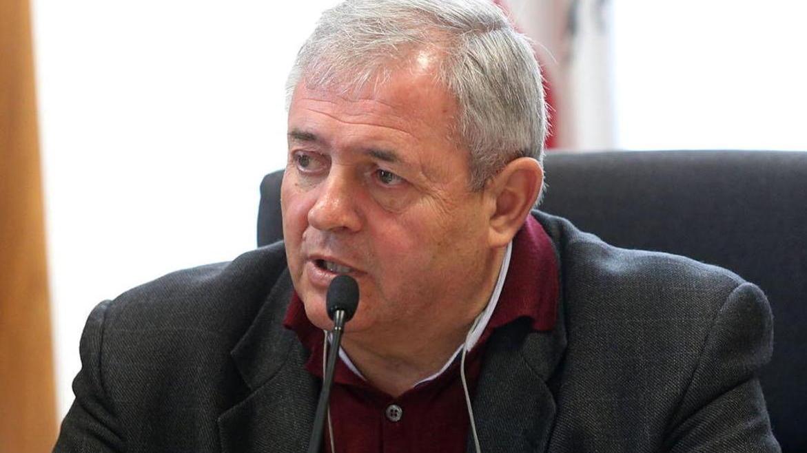 Pd, il segretario si dimette «Manca una visione unitaria»