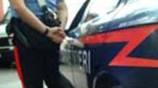 Lascia la cocaina nel bagno arrestato dai carabinieri 