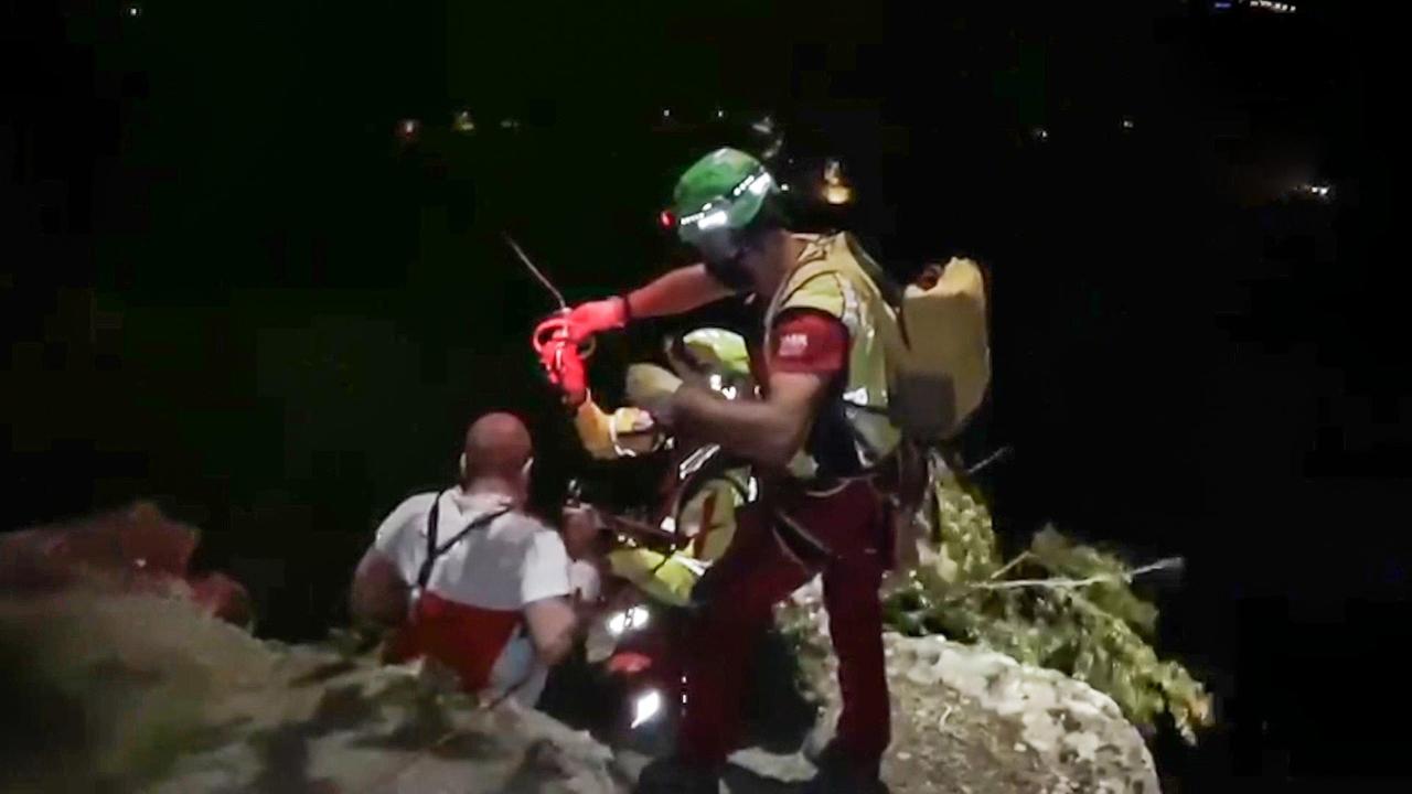 Escursionisti carpigiani bloccati dal maltempo, soccorsi sull'Appennino reggiano