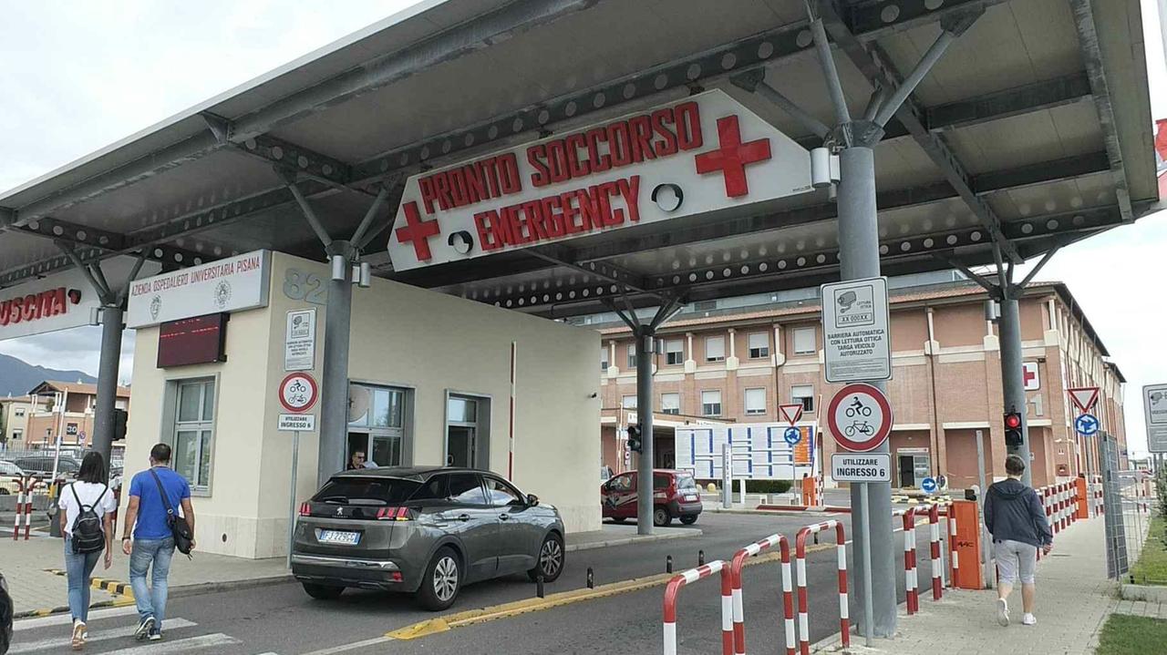 L'ingresso al pronto soccorso dell'ospedale Cisanello a Pisa