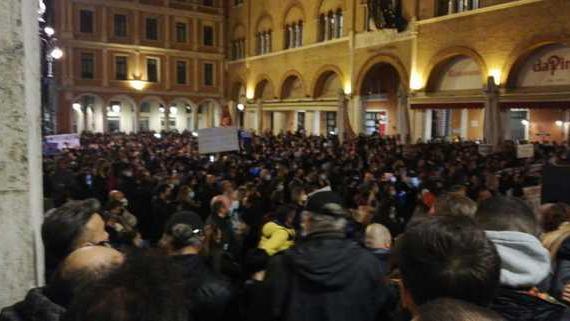Dpcm: Treviso,in 1.000 a corteo protesta operatori economici