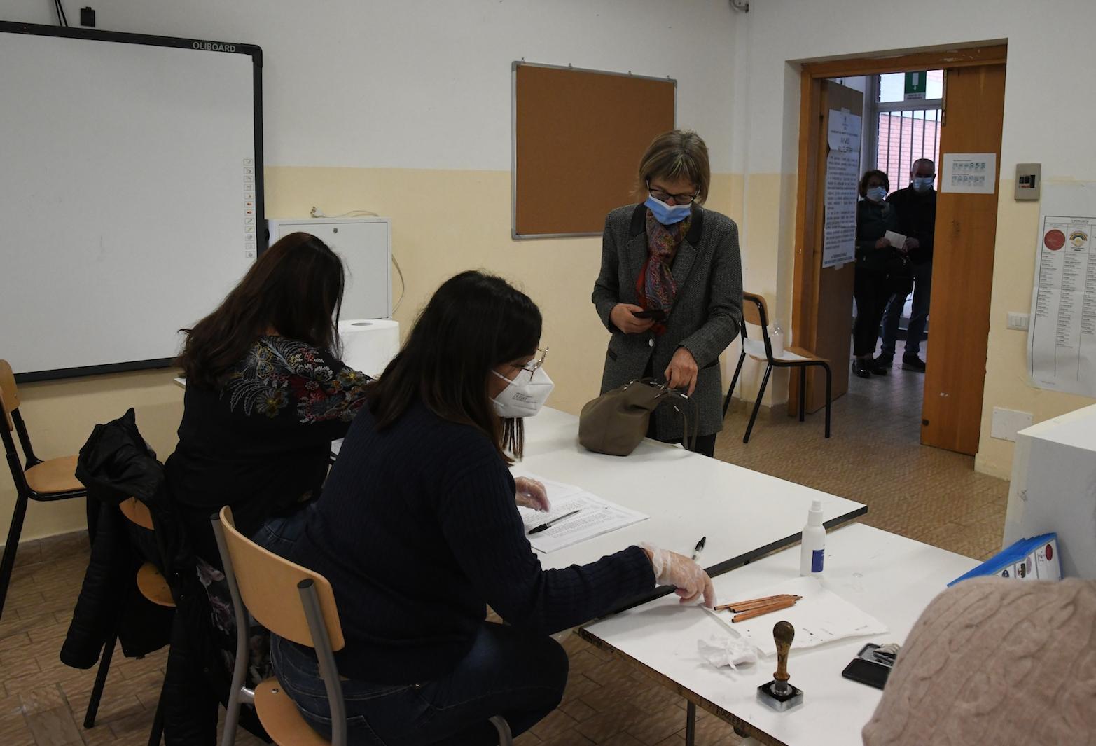 Elezioni comunali in Sardegna: crolla il M5s, male il Pd, il centrodestra non sfonda