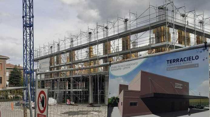 Vignola, prende forma la Funeral Home di Vignola, la struttura di oltre mille metri su due piani