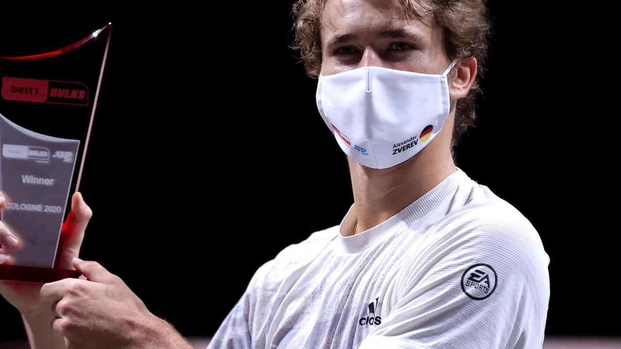 Tennis, Zverev re di Colonia