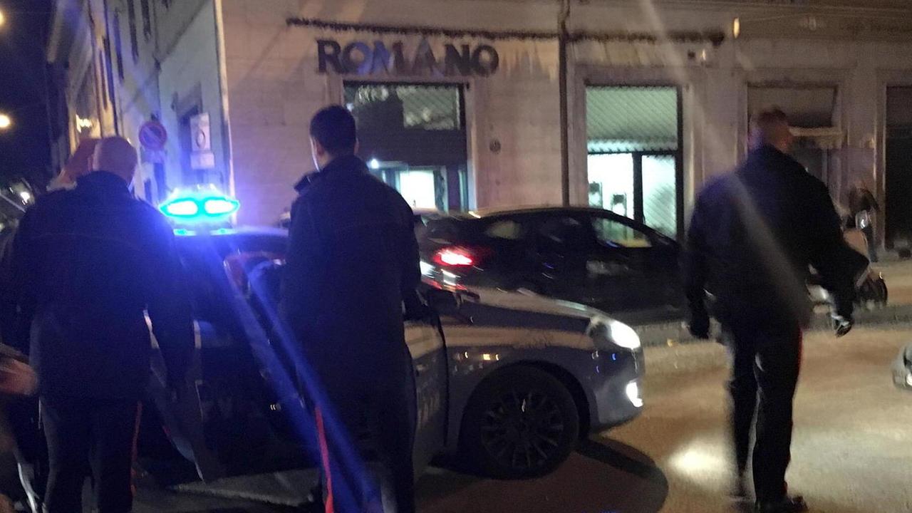 Studente aggredito da “baby gang” sul piazzale della stazione piccola