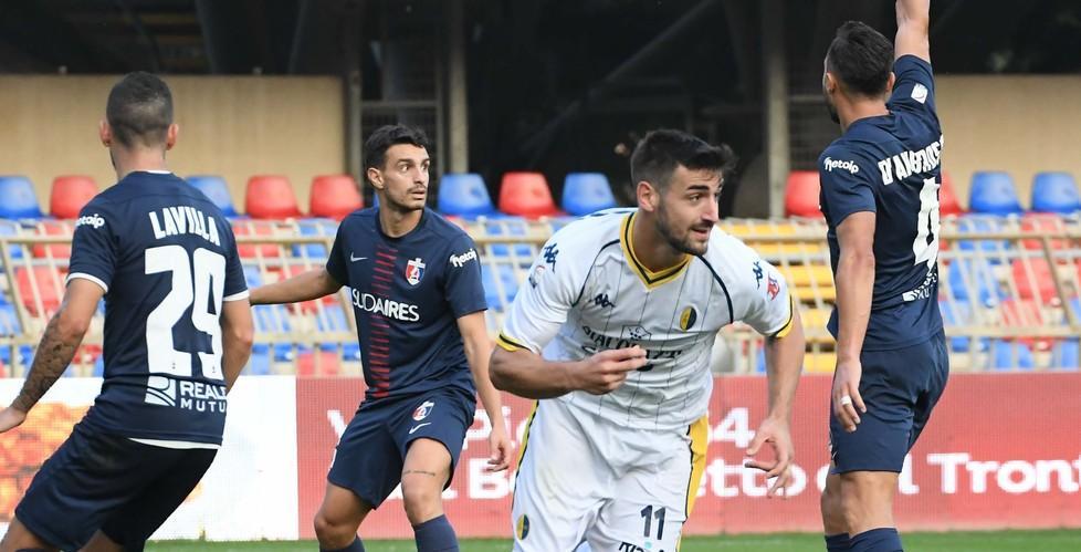 Spagnoli: «Non si molla un centimetro»