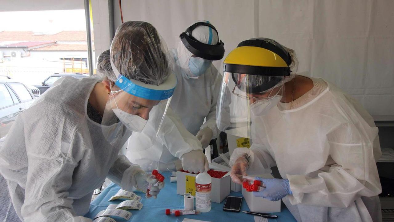 Coronavirus: dal nido alle superiori sono 25 gli alunni positivi