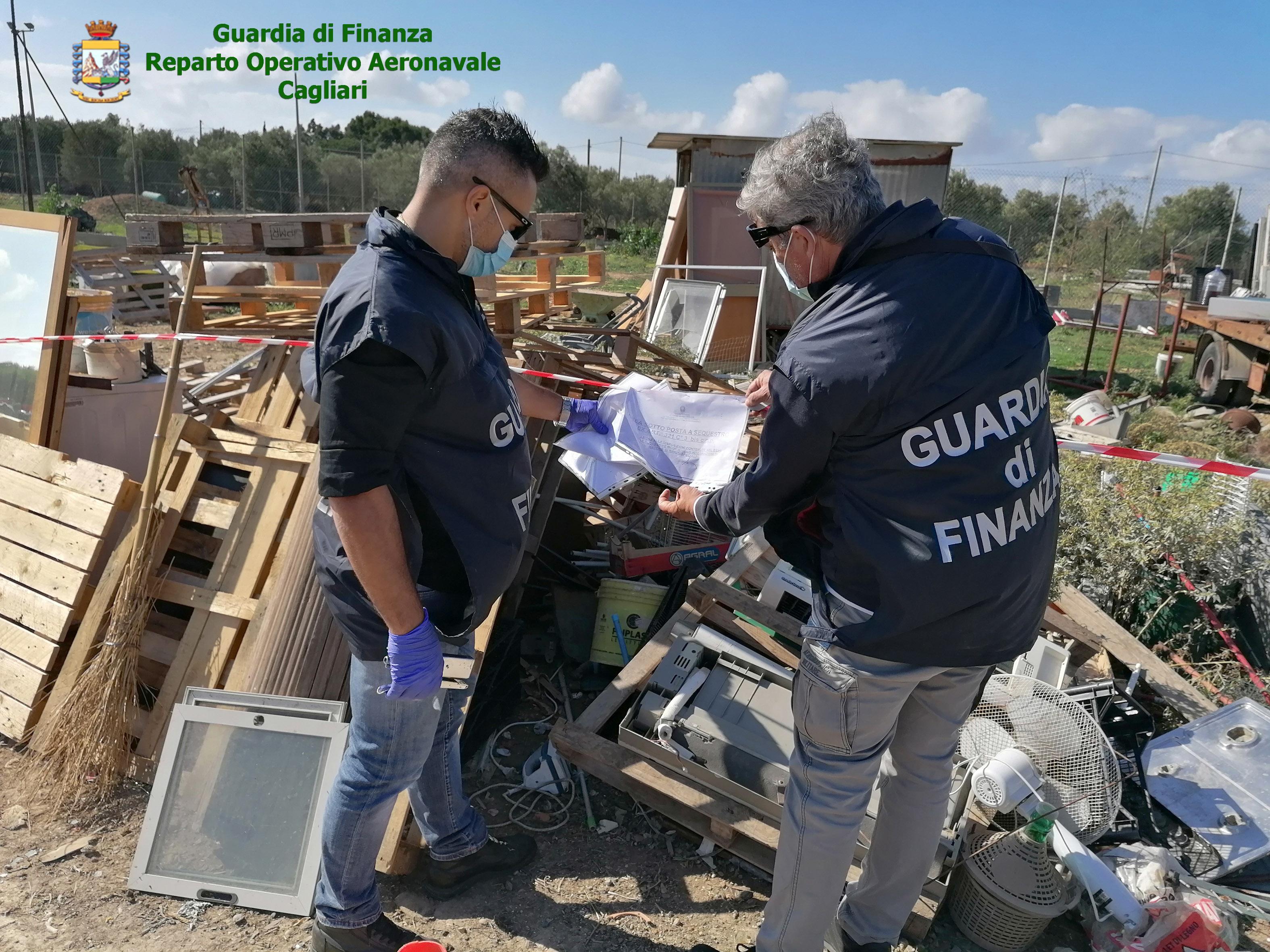 Mega discarica abusiva privata a Selargius, denunciato il proprietario 