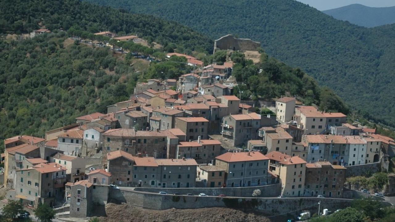 Buriano, il borgo ideale per vacanze e soggiorni anche ai tempi del virus. Ecco come si ripopolerà