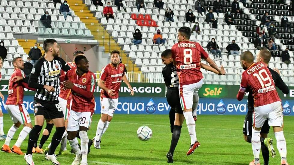 Un focolaio all’Ascoli, ora la Salernitana teme