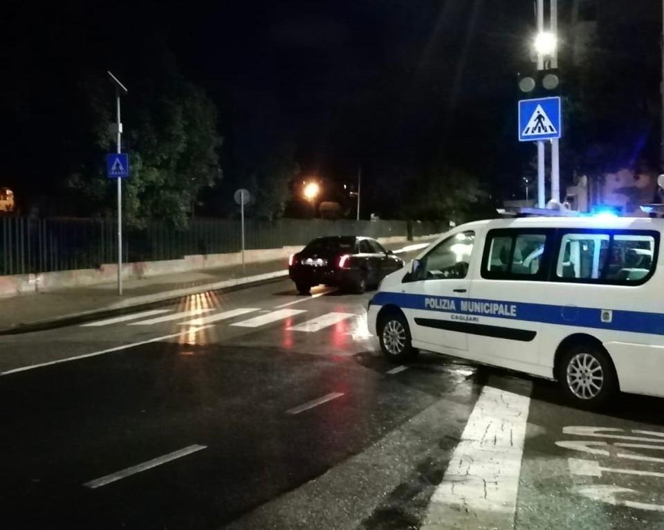 Cagliari, ragazza investita sulle strisce