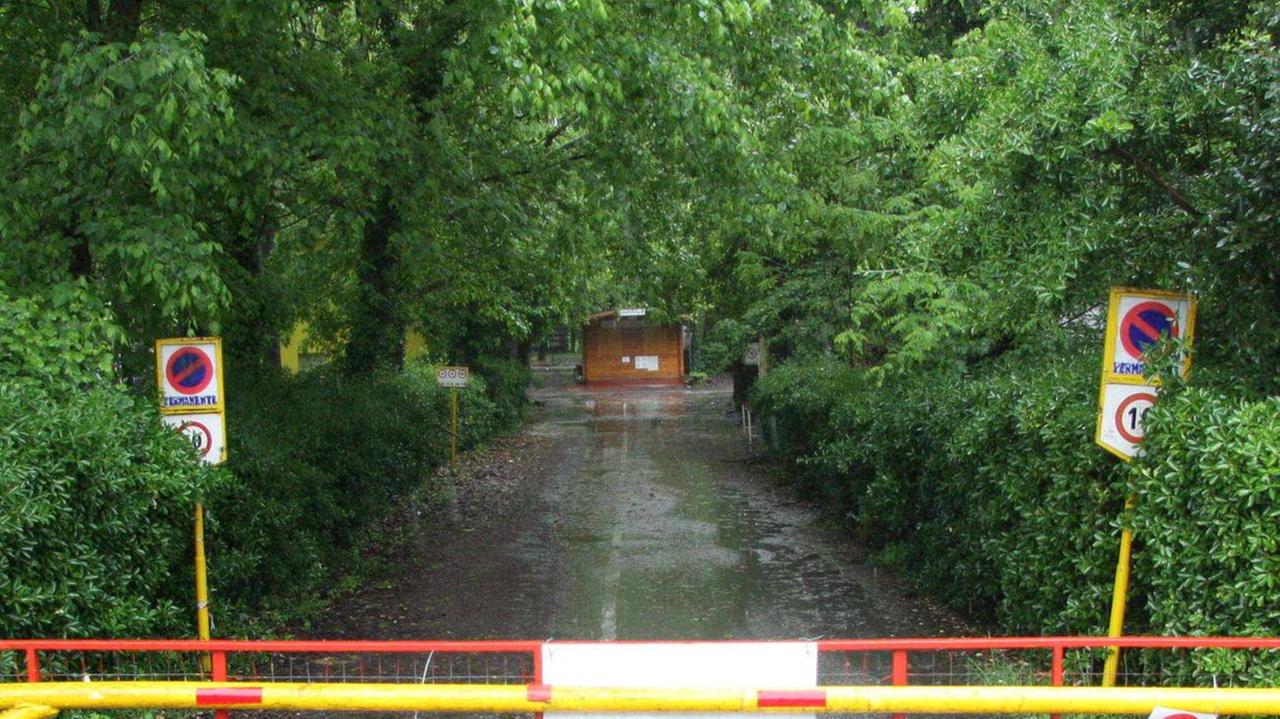 Un palazzetto dello sport nell’area ex Camping Versilia