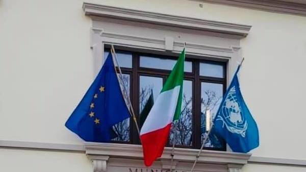 Bandiera sul municipio per i 75 anni dell’Onu