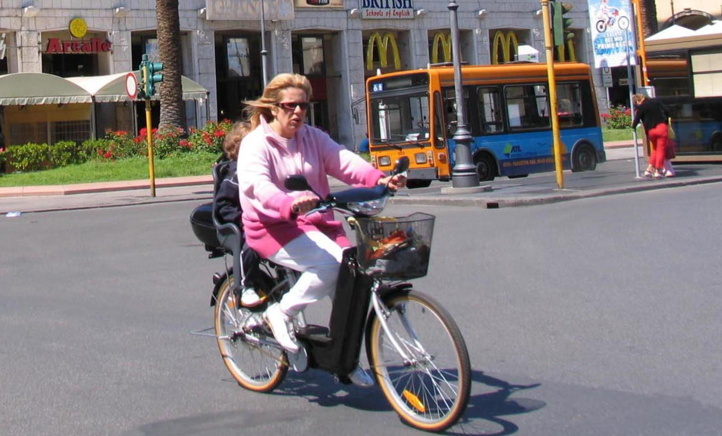 Fino a 600 euro per l’acquisto di bici e scooter elettrici