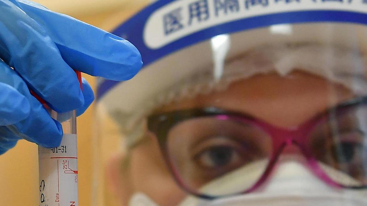 In calo i nuovi contagi, ma curva in salita