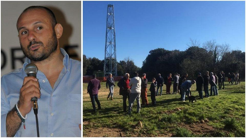Andrea Biondi e una manifestazione contro l’antenna nel 2019