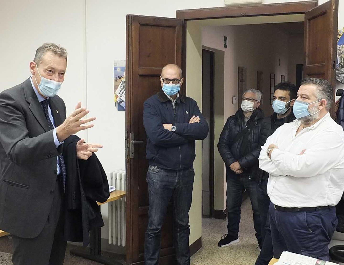 Il questore in visita alla redazione del Tirreno (Foto Fabio Muzzi)