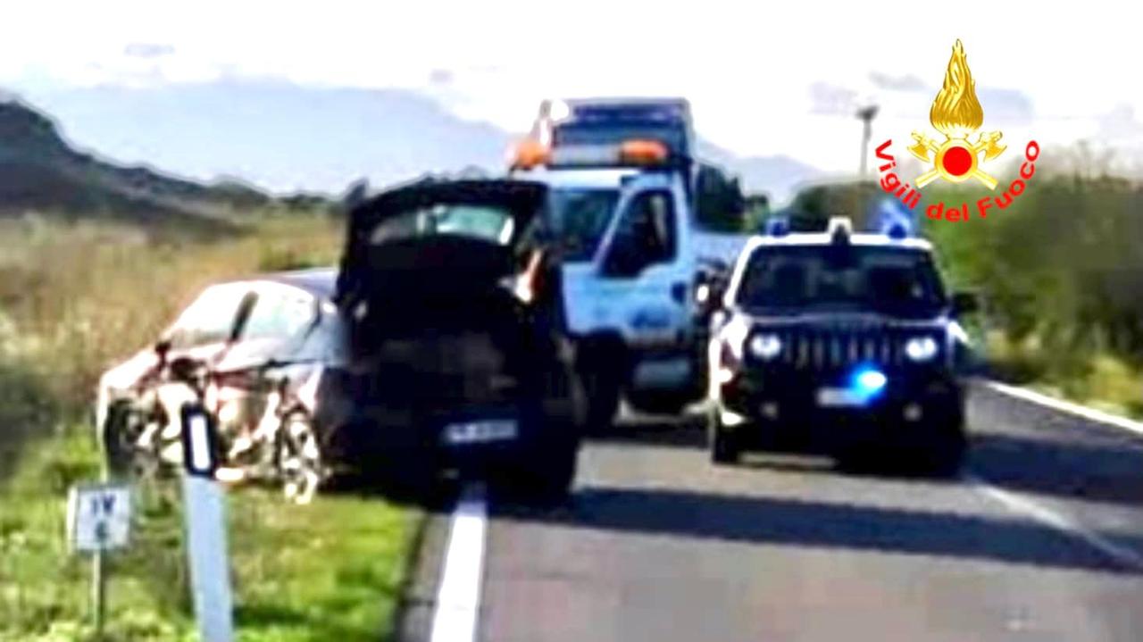 Scontro fra 4 auto tra Ussana e Serdiana: 2 ragazze ferite, strada bloccata