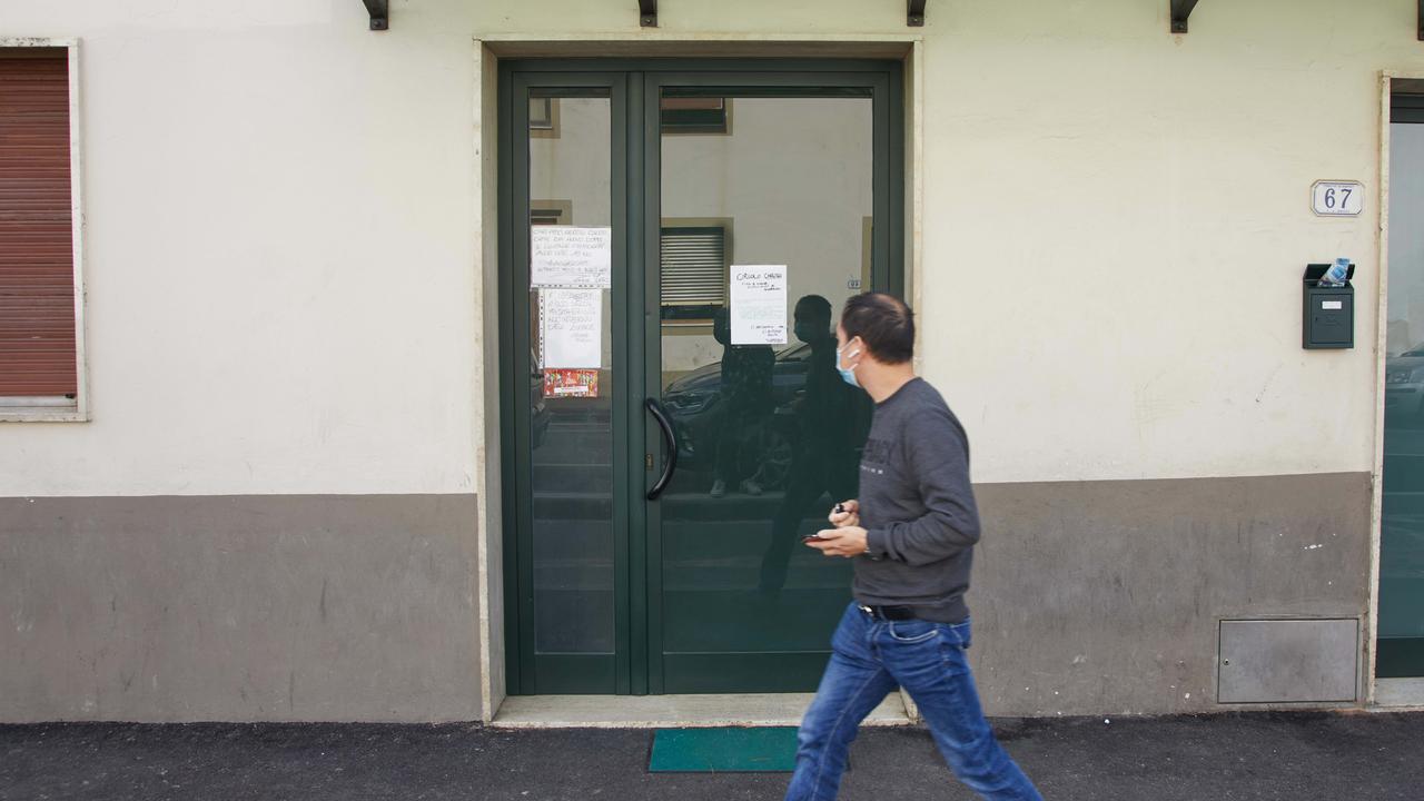Il circolo Arci delle Cascine chiuso (foto Sestini)