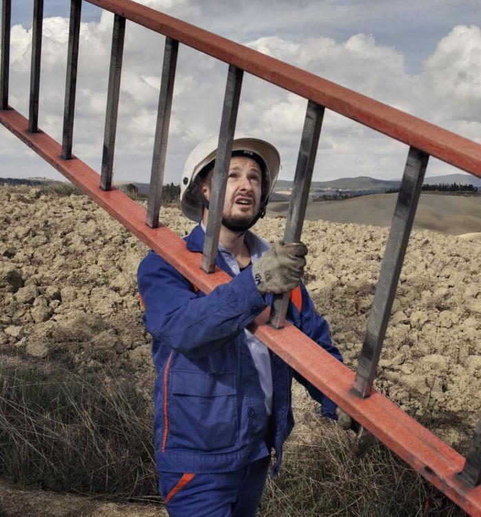 Lavori di Enel in centro storico per potenziare la rete elettrica 