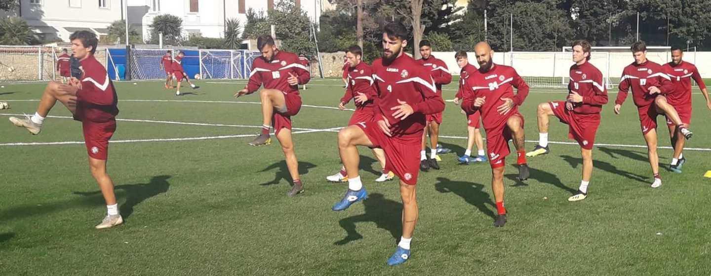 La squadra intanto lavora sul sintetico di Borgo 