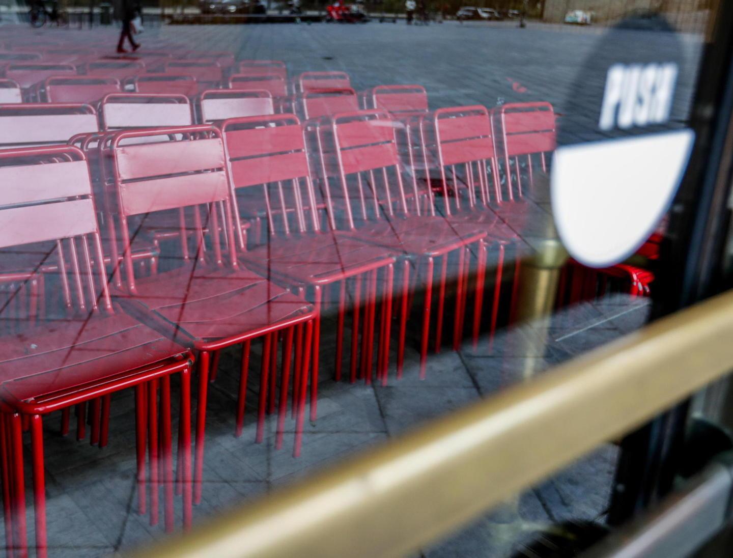 Ristoranti, bar e palestre: la protesta scende in piazza 