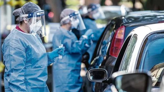 La fondazione Gimbe: epidemia fuori controllo. Senza immediate chiusure locali servirà un mese di lockdown nazionale   