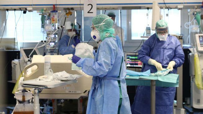 Covid, positivi oltre la soglia dei 3.000 casi a Prato