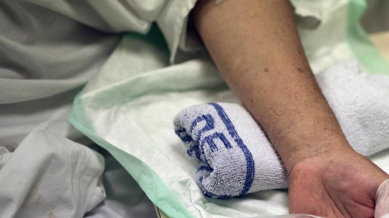 Come vengono curati oggi i malati Covid in Toscana: il percorso dei pazienti e i farmaci usati