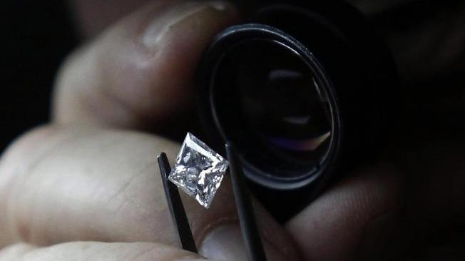 India: cercatore trova diamante da 7,2 carati