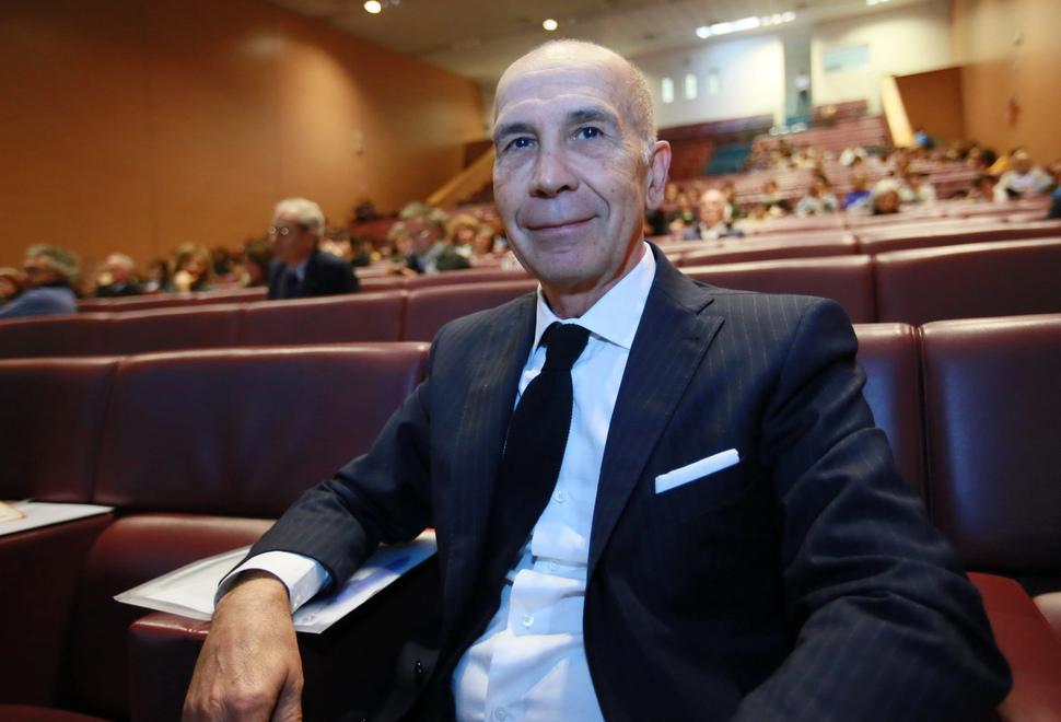 Le donne in campo nella raccolta fondi per una mammografia 