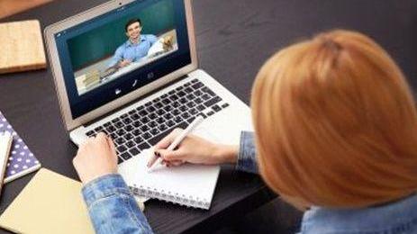 Birori, l'Adsl non funziona e non c'è la fibra: «La didattica a casa è un’odissea»