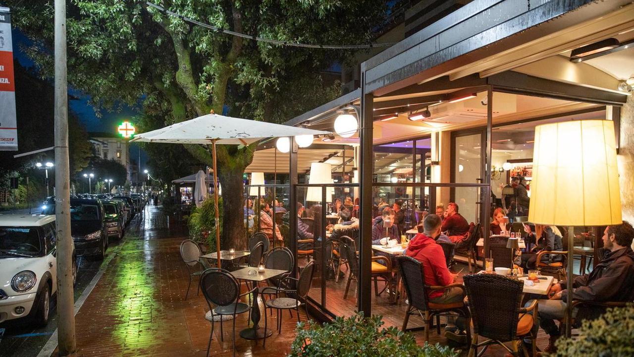 Aperitivo nel pomeriggio al posto del caffè e se non si può cenare arriva... il brunch