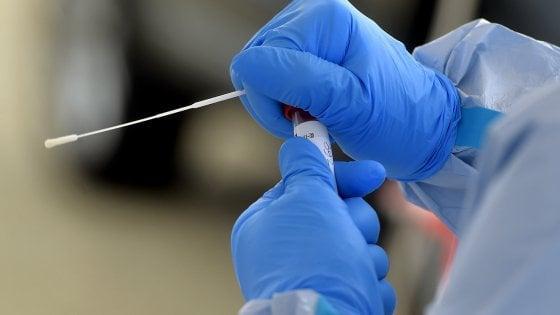 Modena. Ritardi nei tamponi «6 giorni per l’esito» Più controlli sui bus
