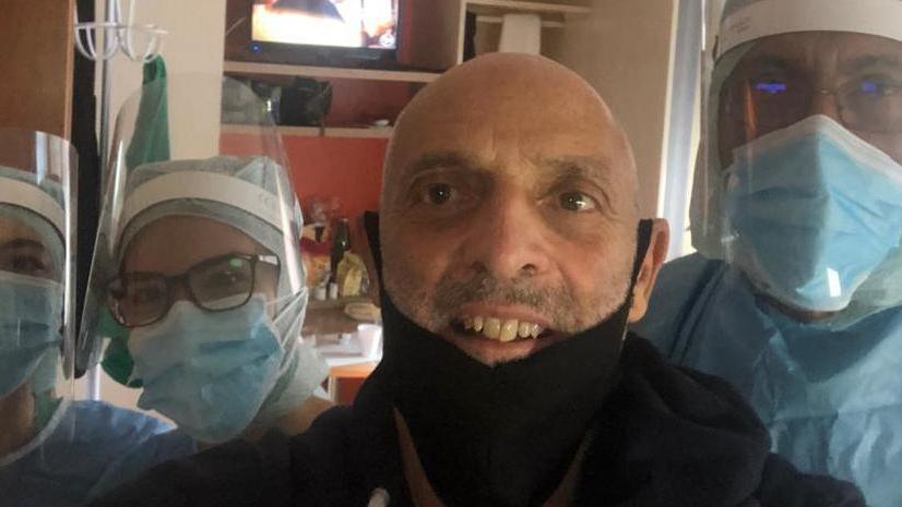 Paolo Brosio torna in tv: «L’incubo coronavirus finalmente è alle spalle»