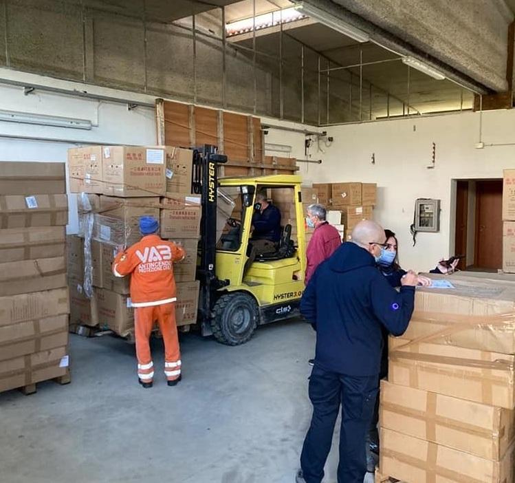 Sono arrivate a Irola 326mila mascherine