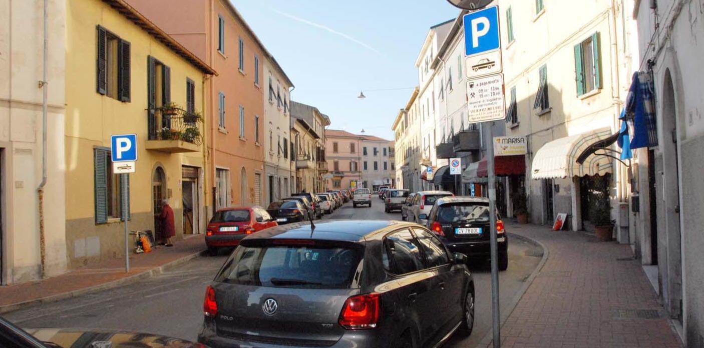Una mozione per un uso diverso dei parcheggi