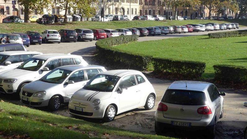 Commemorazione defunti Cambia la viabilità per la Certosa e i cimiteri