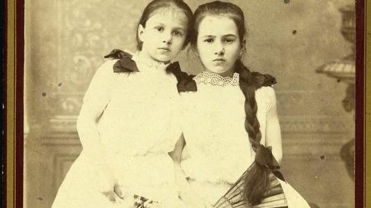 L’infanzia tra Otto e Novecento, scatti d’autore e foto di famiglia