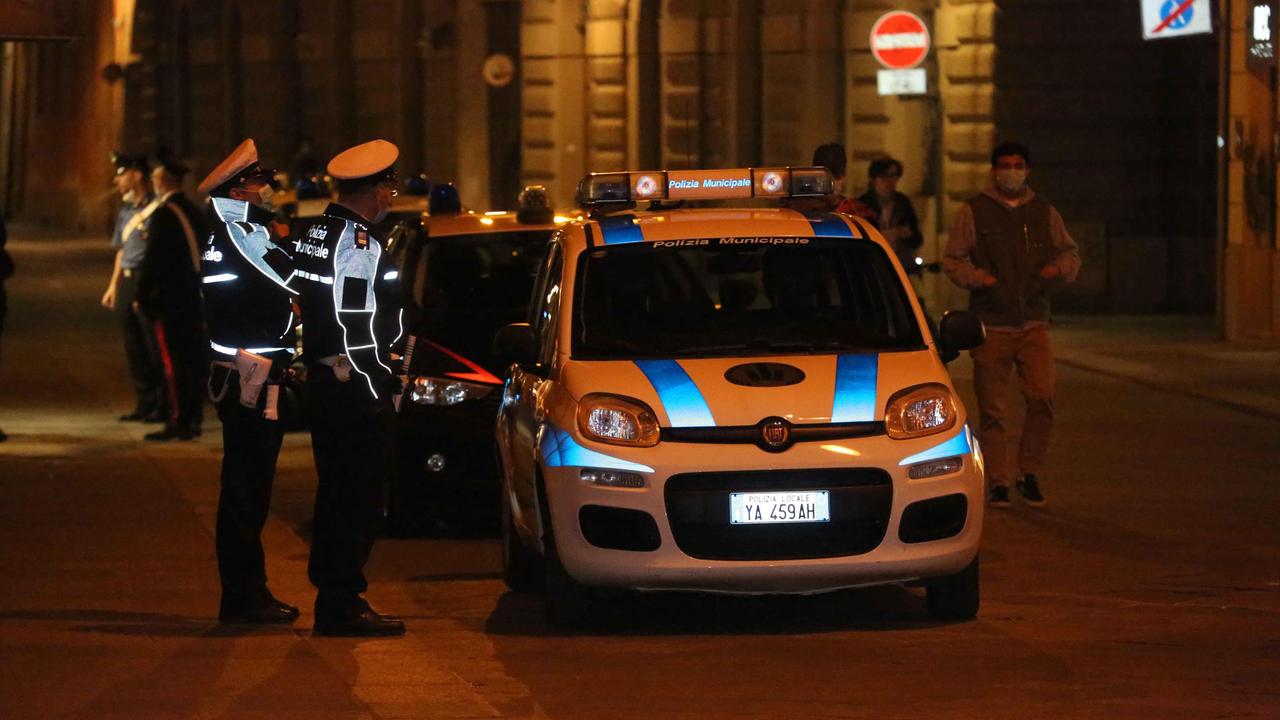 Alcolici a un minorenne, chiuso fino all'8 novembre il bar di via Fontanelli